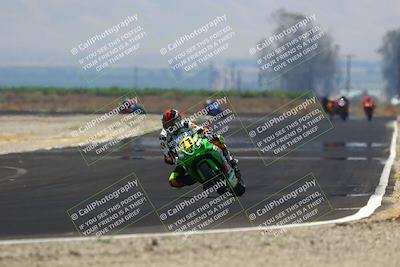 media/Jun-07-2025-TrackDaz (Sat) [[4413525952]]/A Group/2pm (Turn 9)/